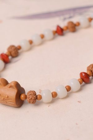 Retro Ethnic Style Lucky Cat Phone Chain with Sandalwood, White Jade, and Bodhi Seed - Unique Boho Accessory