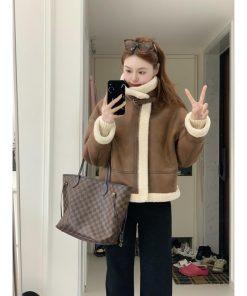 Retro Faux Fur Short Coat for Women | Loose Thick Warm Lamb Wool Jacket for Winter Fashion