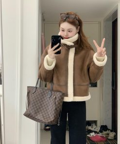 Retro Faux Fur Short Coat for Women | Loose Thick Warm Lamb Wool Jacket for Winter Fashion