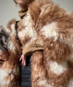 Retro Faux Fur Winter Coat - Eco-Friendly Loose Fit Short Jacket with Long Hair Design - Stylish and Fashionable Outerwear