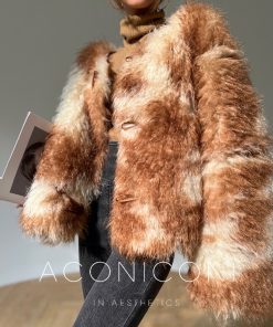 Retro Faux Fur Winter Coat - Eco-Friendly Loose Fit Short Jacket with Long Hair Design - Stylish and Fashionable Outerwear