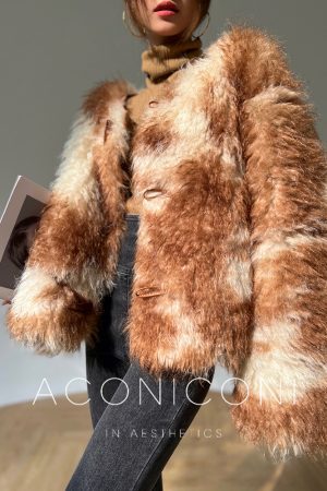 Retro Faux Fur Winter Coat - Eco-Friendly Loose Fit Short Jacket with Long Hair Design - Stylish and Fashionable Outerwear