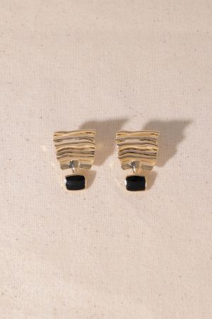 Retro Geometric Metal Wave Square Earrings in Black and Gold - Floating French Style Ear Clips and Studs for Women