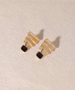 Retro Geometric Metal Wave Square Earrings in Black and Gold - Floating French Style Ear Clips and Studs for Women