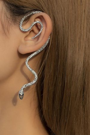 Retro Geometric Snake-Shaped Ear Cuffs with Micro-Inlaid Rhinestones - Vintage Alloy Three-Dimensional Design