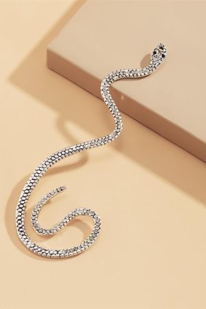 Retro Geometric Snake-Shaped Ear Cuffs with Micro-Inlaid Rhinestones - Vintage Alloy Three-Dimensional Design