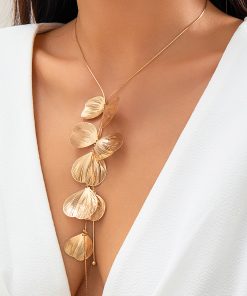 Retro Ginkgo Leaf Tassel Necklace for Women - Sweet Cool Design, Cross-Border European and American Style Jewelry Accessories