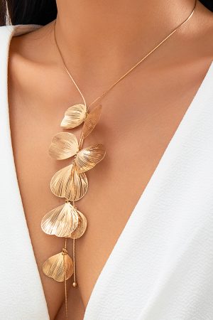 Retro Ginkgo Leaf Tassel Necklace for Women - Sweet Cool Design, Cross-Border European and American Style Jewelry Accessories