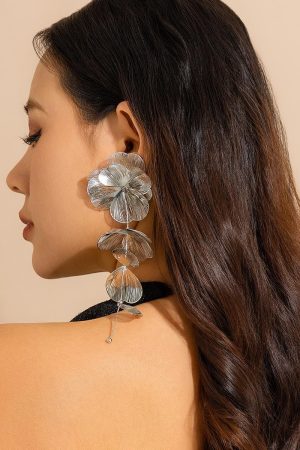 Retro Ginkgo Leaf Tassel Necklace for Women - Sweet Cool Design, Cross-Border European and American Style Jewelry Accessories