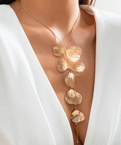 Retro Ginkgo Leaf Tassel Necklace for Women - Sweet Cool Design, Cross-Border European and American Style Jewelry Accessories