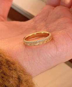 Retro Gold Brushed Wheat Ear Leaf Ring for Women - Unique High-End Finger Ring, 2025 Style, Elegant Fashion Statement