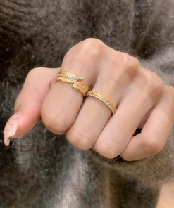 Retro Gold Brushed Wheat Ear Leaf Ring for Women - Unique High-End Finger Ring, 2025 Style, Elegant Fashion Statement