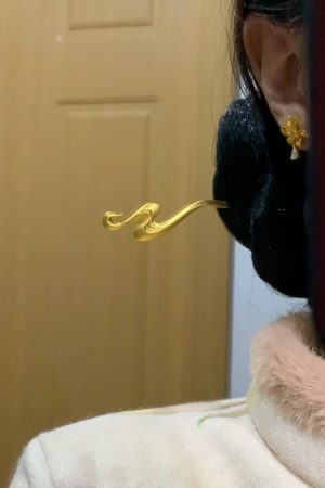 Retro Golden Cloud Hairpin - Chinese Style Delicate Bun Hair Accessory for Women, Cool National Style Hair Jewelry