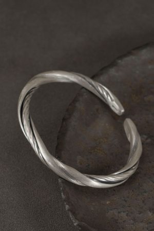Retro Handmade 999 Silver Open Cuff Bracelet for Women and Men, Personalized Versatile Design, Trendy Non-Fish Home Style