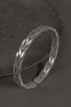 Retro Handmade 999 Silver Open Cuff Bracelet for Women and Men, Personalized Versatile Design, Trendy Non-Fish Home Style