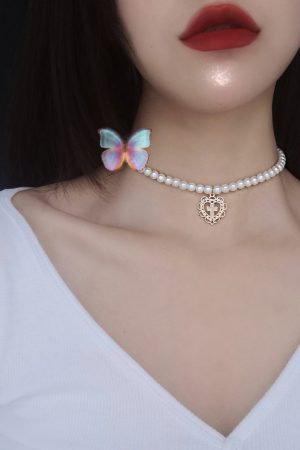 Retro Heart Cross Pendant Pearl Necklace for Women - Vintage Clavicle Chain Jewelry, Perfect for Y2K and Korean Style Fashion