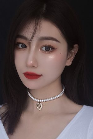 Retro Heart Cross Pendant Pearl Necklace for Women - Vintage Clavicle Chain Jewelry, Perfect for Y2K and Korean Style Fashion