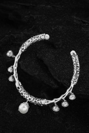 Retro Heavy Industrial Deep Sea Dragon Bone Ocean Wave Dot Inlaid Bracelet - Light Luxury High-End Accessory for Unique Style