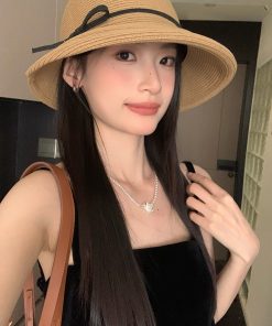 Retro Hepburn-Style Wide Brim Fisherman Hat for Women - Artistic Sun Protection Beach Accessory