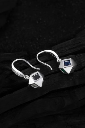Retro High-End Geometric Zircon Earrings for Women - 2025 Niche Temperament Versatile Ear Accessories