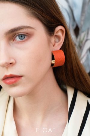 Retro High-End Leather Round Orange Earrings for Women - Floating Studs with 925 Sterling Silver Clips - 2025 Fashion Trend