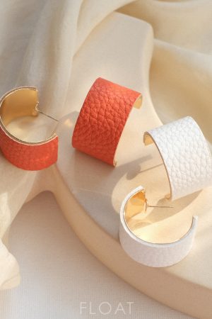 Retro High-End Leather Round Orange Earrings for Women - Floating Studs with 925 Sterling Silver Clips - 2025 Fashion Trend