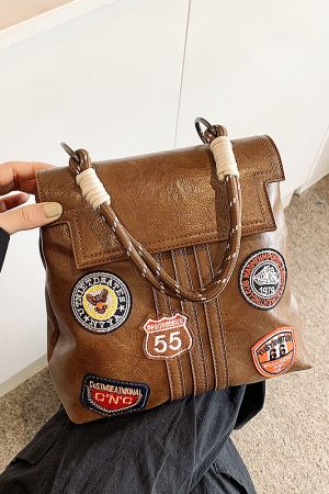 Retro High-End Small Backpack - Versatile Shoulder Bag in Korean Style for Trendy Fashion - Spring/Summer 2025