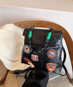 Retro High-End Small Backpack - Versatile Shoulder Bag in Korean Style for Trendy Fashion - Spring/Summer 2025