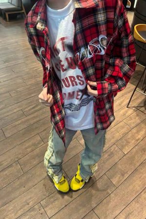Retro High Street Embroidered Red Plaid Long Sleeve Shirt for Men and Women - Loose Couple Jacket for Spring and Autumn
