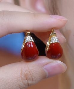 Retro Hong Kong Style Red Dripping Glaze Cradle Earrings - Light Luxury, Versatile Design for Autumn and Winter Fashion