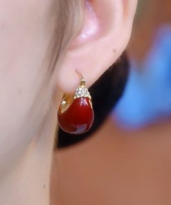 Retro Hong Kong Style Red Dripping Glaze Cradle Earrings - Light Luxury, Versatile Design for Autumn and Winter Fashion