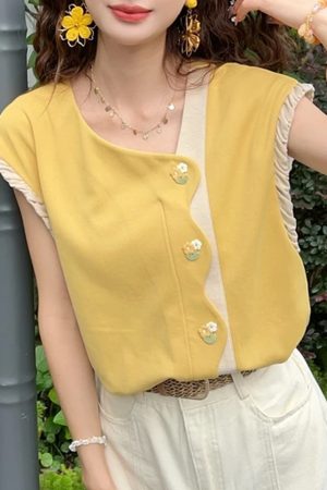 Retro Hong Kong Style Short-Sleeve T-Shirt for Women - Casual Loose Summer Top, Age-Reducing Versatile Fashion 2025