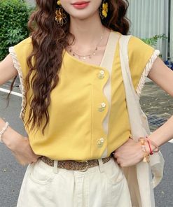 Retro Hong Kong Style Short-Sleeve T-Shirt for Women - Casual Loose Summer Top, Age-Reducing Versatile Fashion 2025