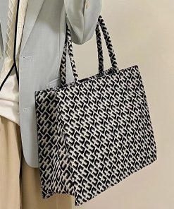 Retro Jacquard Tote Bag for Women - Large Capacity Canvas Shoulder Bag for Commuting - Trendy 2025 Style