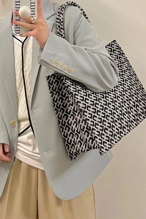 Retro Jacquard Tote Bag for Women - Large Capacity Canvas Shoulder Bag for Commuting - Trendy 2025 Style