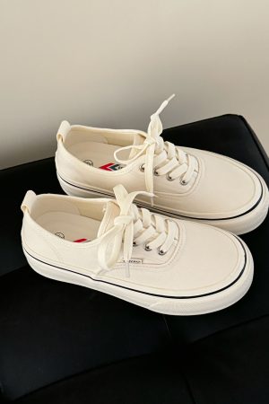 Retro Lace-Up Canvas Shoes for Women - 2025 Korean Style Streetwear Casual White Sneakers