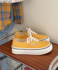 Retro Lace-Up Canvas Shoes for Women - 2025 Korean Style Streetwear Casual White Sneakers