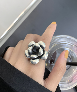 Retro Large Flower Silver Ring - Peony Bloom Open Design, Minimalist Vintage Style, Trendy 2025 Cold Aesthetic