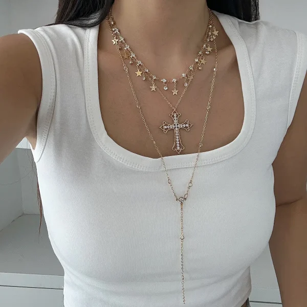 Retro Layered Star Tassel Long Necklace for Women, European and American Style Cross Pendant Sweater Chain, Boho Fashion Accessory
