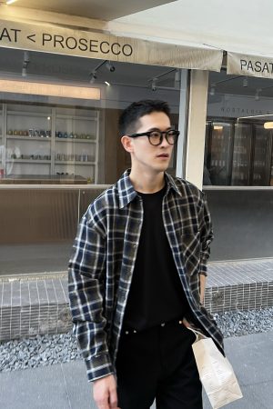 Retro Long-Sleeve Plaid Shirt for Men, Trendy Lapel Casual Jacket, Loose Fit Spring Fashion Top