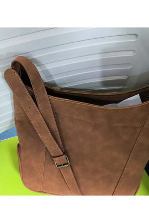 Retro Matte Water Bucket Bag for Women - 2025 Minimalist Large Capacity Commuting Underarm Casual Shoulder Crossbody Bag