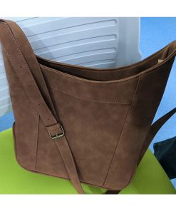 Retro Matte Water Bucket Bag for Women - 2025 Minimalist Large Capacity Commuting Underarm Casual Shoulder Crossbody Bag