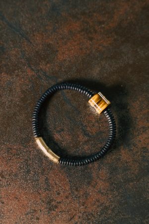 Retro Minimalist Black Sandalwood Bead Bracelet for Men and Women - Versatile Niche Jewelry Wristband