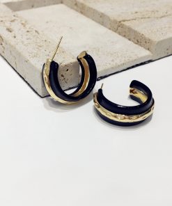 Retro Minimalist Color-Blocking Black and White Geometric Hoop Earrings for Autumn/Winter 2025
