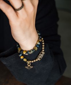 Retro Minimalist Double Circle Bracelet for Women with Unique Yellow Tiger Eye Stone Beads - Niche Design Jewelry for Men