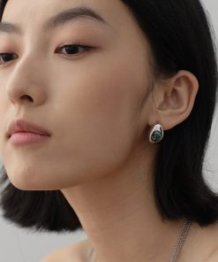 Retro Minimalist Silver Natural Stone Crescent Water Drop Earrings - Versatile Chinese Style Jewelry for Women