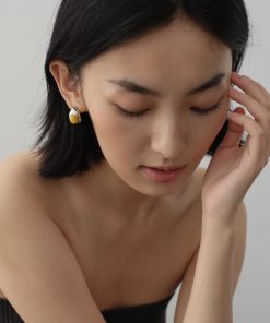 Retro Minimalist Silver Natural Stone Crescent Water Drop Earrings - Versatile Chinese Style Jewelry for Women