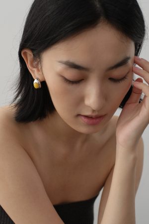 Retro Minimalist Silver Natural Stone Crescent Water Drop Earrings - Versatile Chinese Style Jewelry for Women