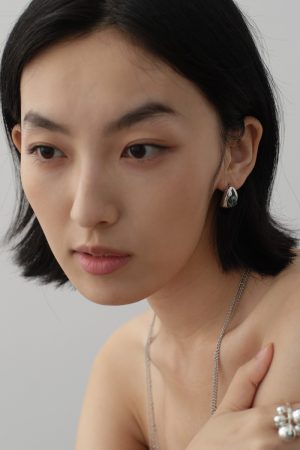 Retro Minimalist Silver Natural Stone Crescent Water Drop Earrings - Versatile Chinese Style Jewelry for Women