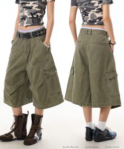 Retro Multi-Pocket Cargo Capris for Women - Loose Wide-Leg Casual Shorts, American High Street Style, Wrinkled Wash, Y2K Fashion